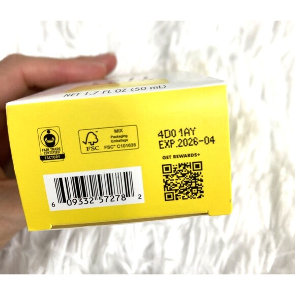 e.l.f. Skin Whoa Glow Sheer Champagne Sunscreen SPF 35 1.7oz Exp.04/26 Primer - Picture 6 of 7